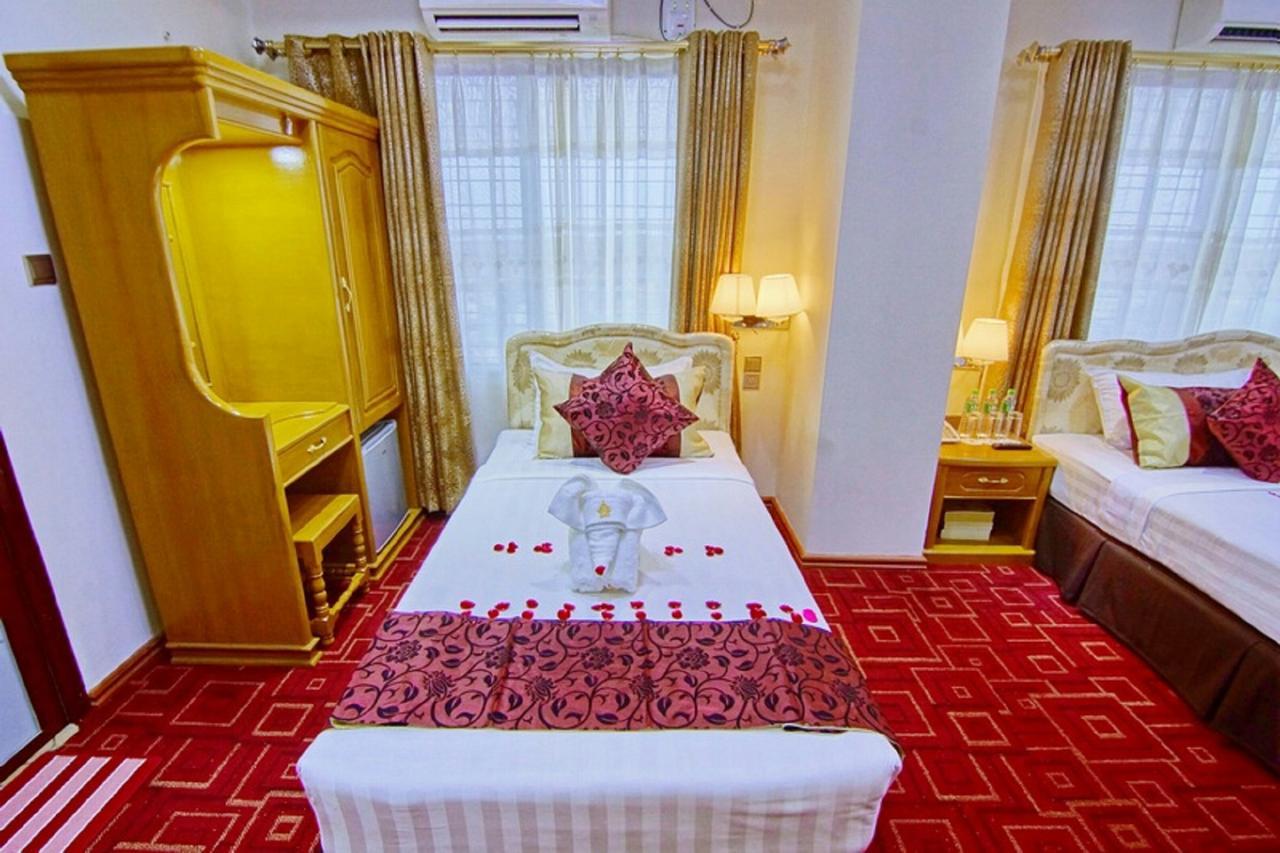 Myat Nan Yone Hotel Mandalay Eksteriør billede